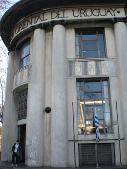 Banco República, Sede Gral. Flores- Facultad de Arquitectura - Universidad ORT Uruguay