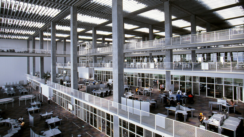 *Universidad del Futuro de Hakodate / Fotografía: Cortesía de Mitsumasa Fujitsuka / Vía: The Pritzker Architecture Prize.*