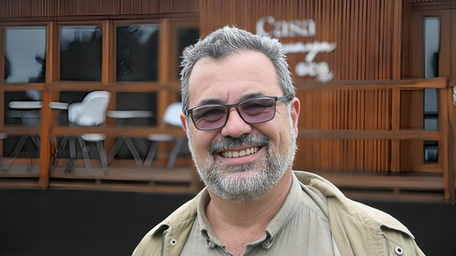 Andrés Eliseo
                                            Cabrera