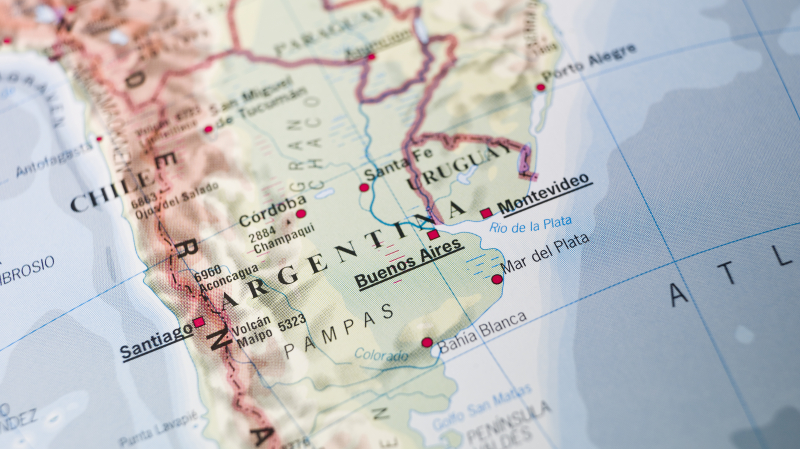 Mapa de América del Sur, donde puede verse Chile, Argentina y Uruguay.