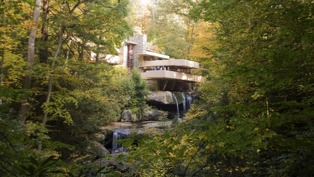 ¿Qué historias confluyen en la Casa de la Cascada? Otra mirada sobre Frank Lloyd Wright