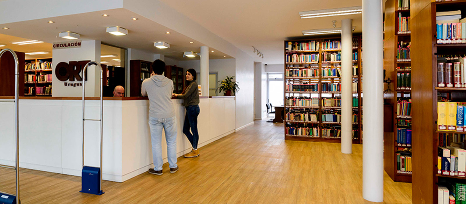 Biblioteca -  Facultad de Arquitectura